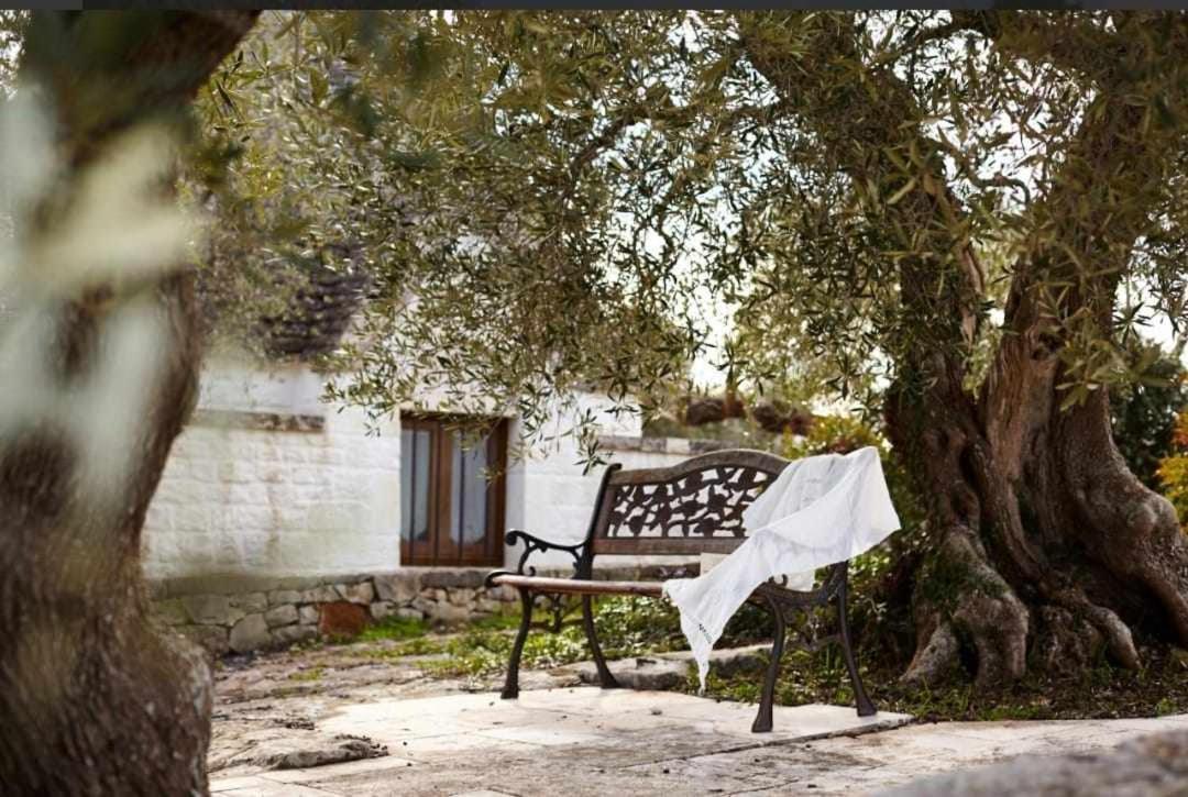 הוילה ברינדיזי Trulli Azzalema With Exclusive Pool מראה חיצוני תמונה