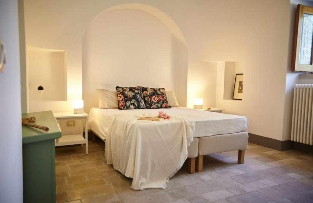 הוילה ברינדיזי Trulli Azzalema With Exclusive Pool מראה חיצוני תמונה