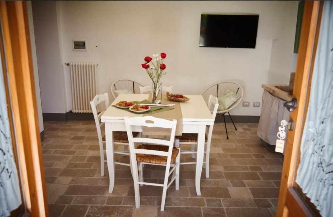 הוילה ברינדיזי Trulli Azzalema With Exclusive Pool מראה חיצוני תמונה